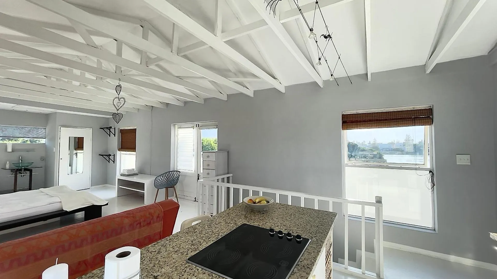 Apartment Spacious Park Island Studio At The Lake Cape Town